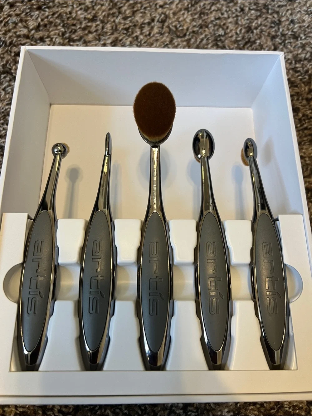 Elite Collection Smoke Finish Five Makeup Brush Set - Gray/Smoke